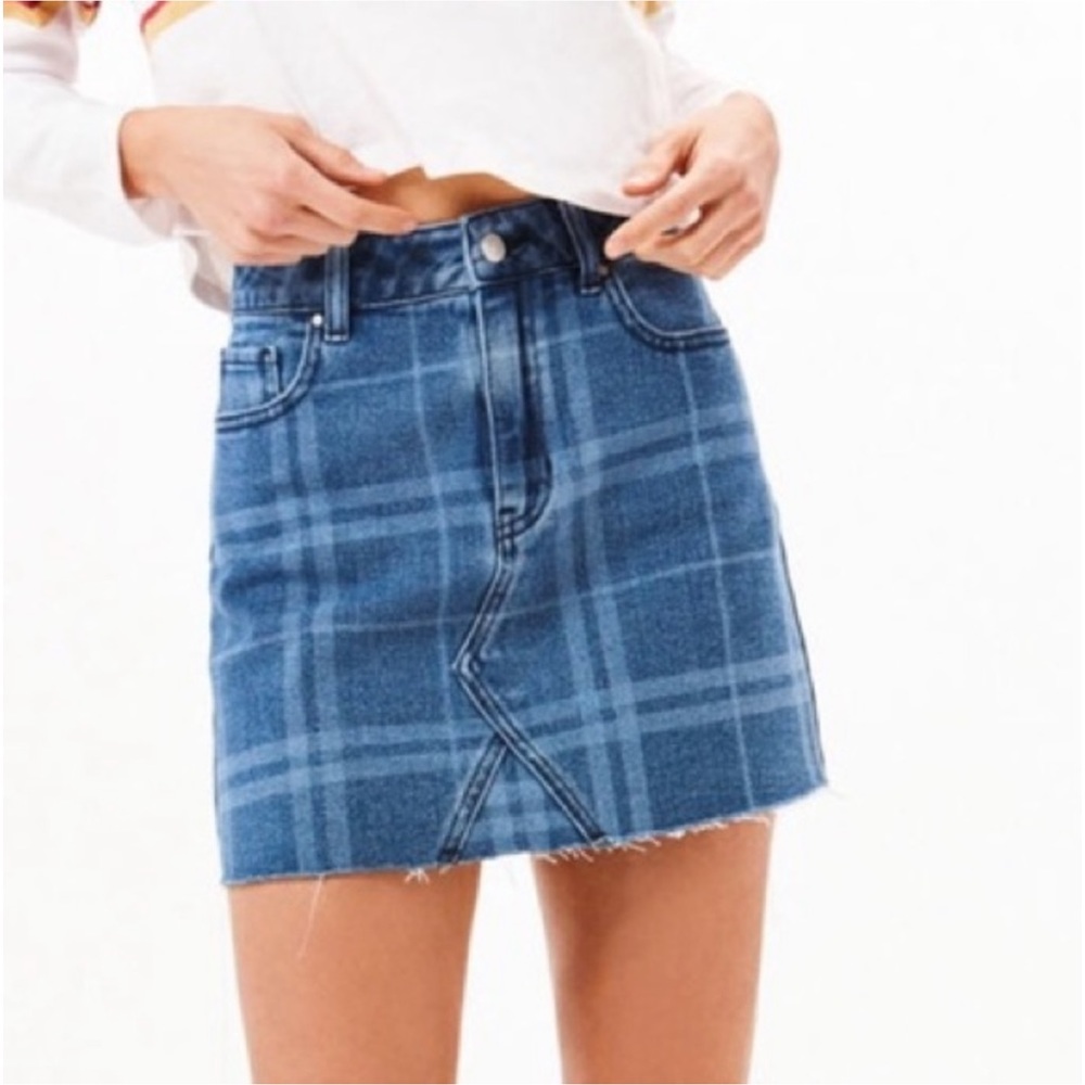 PacSun Plaid Frayed Denim Mini Skirt size 26